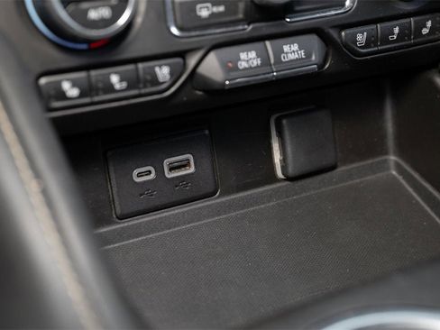 Used 2023 Chevrolet Tahoe Premier image 35