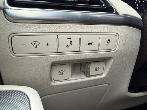 Used 2020 Hyundai Palisade Limited image 18