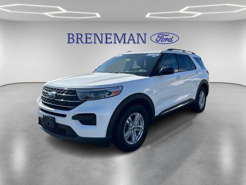 Used 2022 Ford Explorer XLT image 1