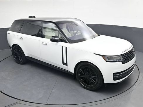 Used 2023 Land Rover Range Rover Long Wheelbase SE AWD/4WD image 20