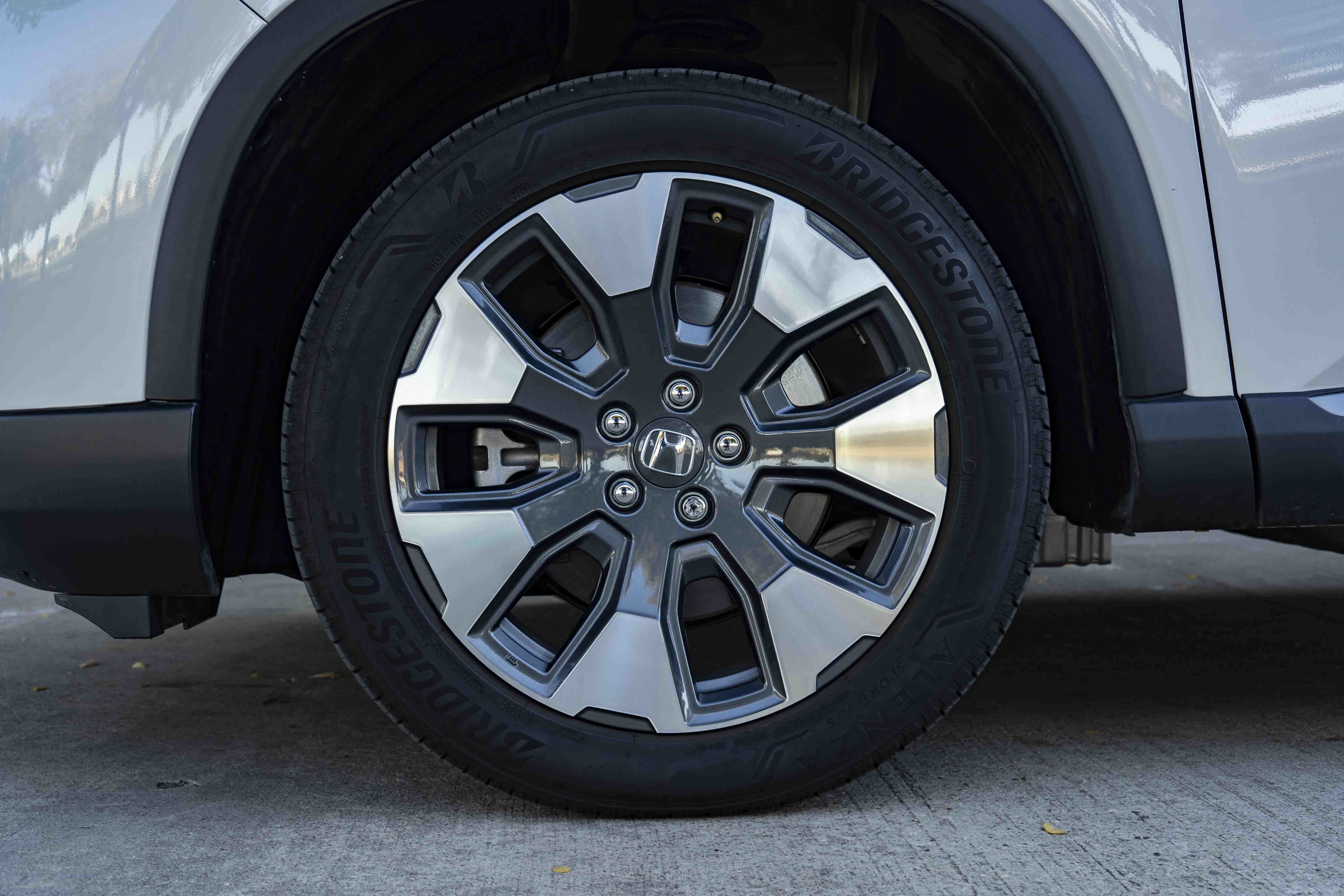 Used 2026 Honda Pilot Elite image 14