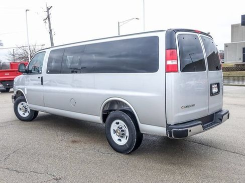 New 2025 Chevrolet Express 3500 LT w/ LT Preferred Equipment Group RWD image 5