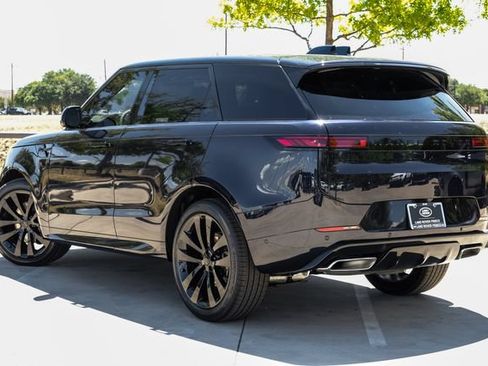 New 2026 Land Rover Range Rover Sport Dynamic SE AWD/4WD image 12