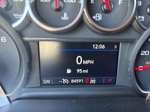 Used 2021 Chevrolet Tahoe Z71 image 8