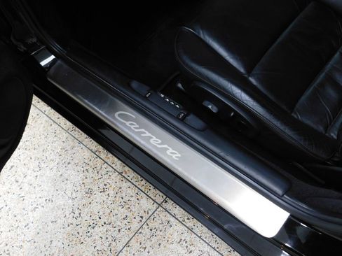 Used 2004 Porsche 911 Carrera RWD image 42