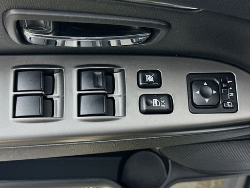 Used 2024 Mitsubishi Outlander Sport SE image 15