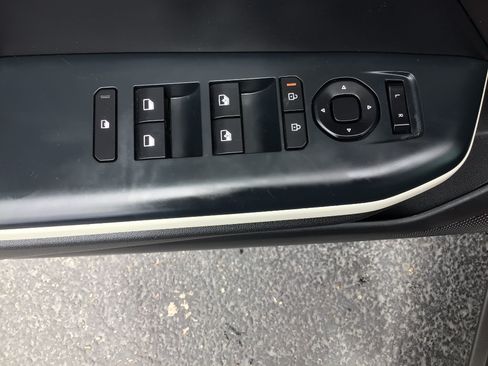 Used 2025 Kia K4 GT-Line Turbo FWD image 8
