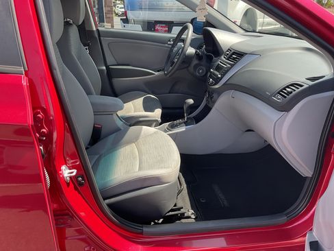 Used 2017 Hyundai Accent Value Edition FWD image 19