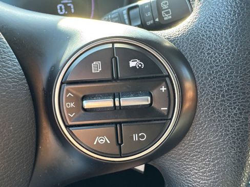 Certified 2024 Kia Soul LX w/ Option Group 015 image 25