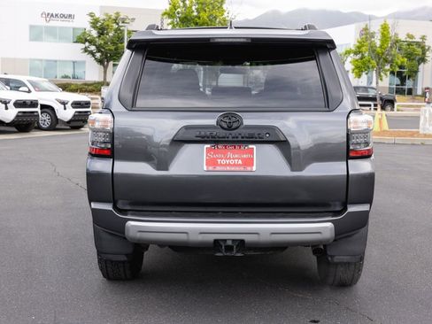 Used 2019 Toyota 4Runner TRD Off-Road AWD/4WD image 6
