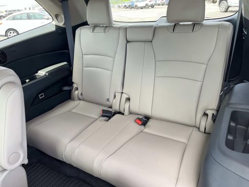 Used 2021 Honda Pilot Elite image 18