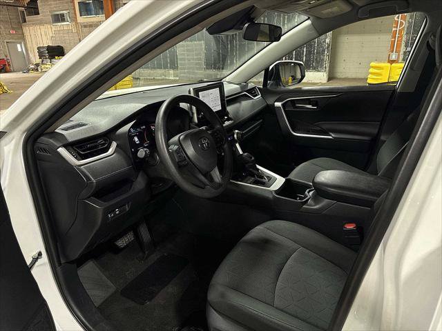 Certified 2025 Toyota RAV4 XLE AWD/4WD image 28