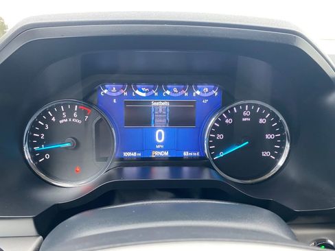 Used 2022 Ford Expedition XLT image 30