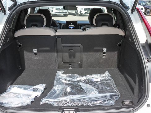 New 2026 Volvo XC60 B5 Core image 13