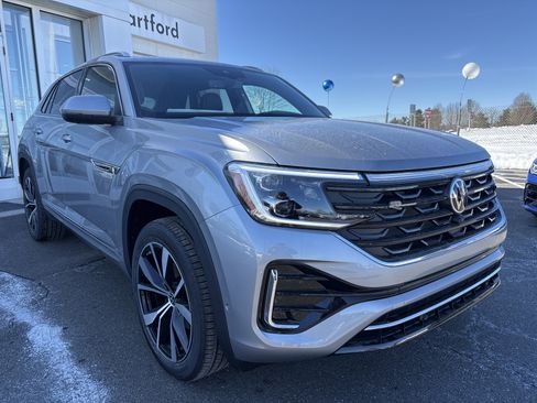 New 2026 Volkswagen Atlas Cross Sport SEL Premium R-Line image 8
