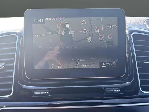 Used 2017 Mercedes-Benz GLS 450 4MATIC image 10