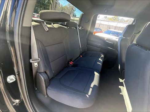 Used 2022 Chevrolet Silverado 2500 Custom w/ Custom Value Package image 24