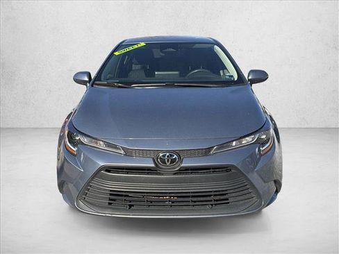 Certified 2023 Toyota Corolla LE image 2