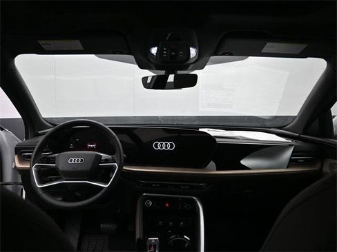 New 2025 Audi Q5 Premium image 10