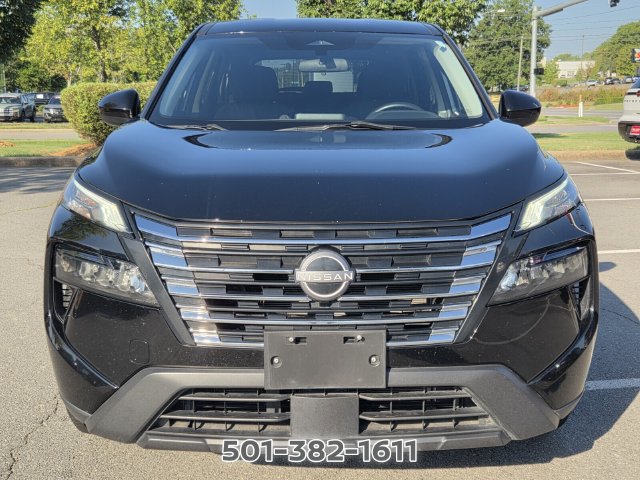 Used 2024 Nissan Rogue SV AWD/4WD image 5