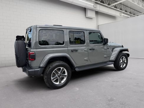 Used 2023 Jeep Wrangler Unlimited Sahara w/ LED Lighting Group AWD/4WD image 4