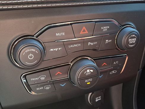 Used 2021 Dodge Charger SRT Hellcat w/ Harman/Kardon Audio Group image 16