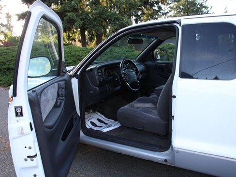 Used 1998 Dodge Dakota 2WD Club Cab image 5