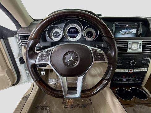 Used 2016 Mercedes-Benz E 400 E 400 image 13