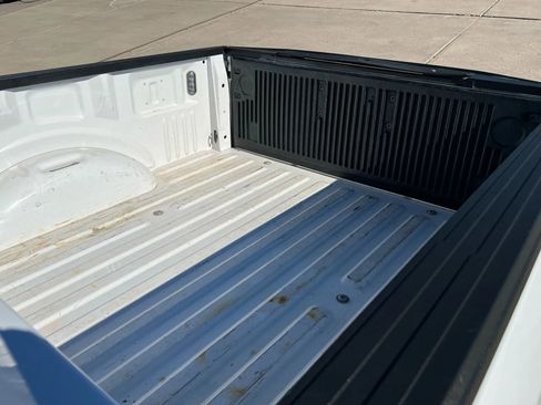 Used 2019 Ford F150 XLT w/ Equipment Group 302A Luxury AWD/4WD image 11