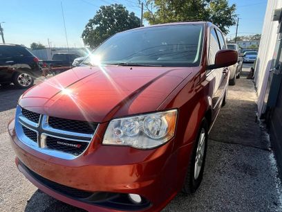 Used 2012 Dodge Grand Caravan Crew w/ Crew Value Pkg