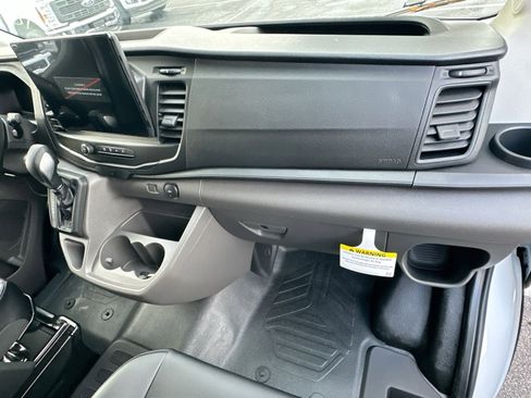 New 2026 Ford Transit 250 148 Medium Roof w/ Load Area Protection Package image 38