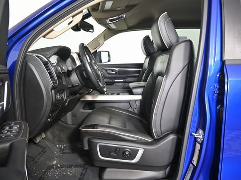 Used 2019 RAM 1500 Laramie image 21