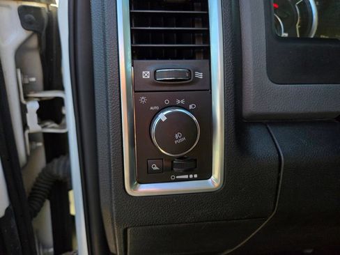 Used 2017 RAM 1500 Big Horn AWD/4WD image 13