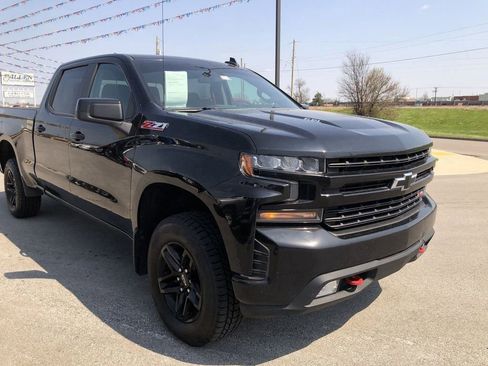 Used 2021 Chevrolet Silverado 1500 LT Trail Boss w/ Bed Protection Package AWD/4WD image 15