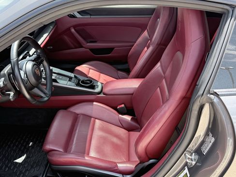 Used 2020 Porsche 911 Carrera 4 AWD/4WD image 27