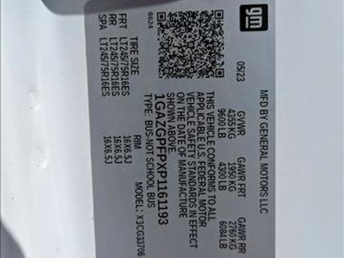 Used 2023 Chevrolet Express 3500 LT w/ LT Preferred Equipment Group image 24