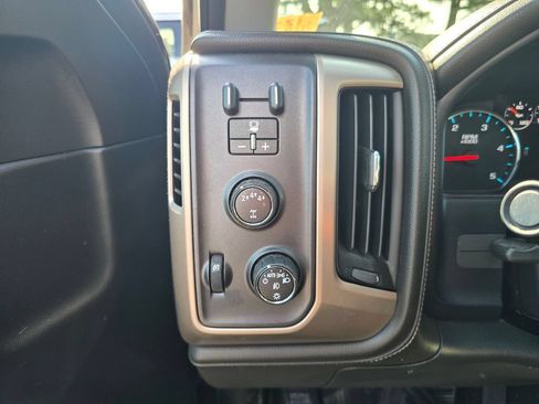 Certified 2017 GMC Sierra 2500 Denali w/ Duramax Plus Package AWD/4WD image 27