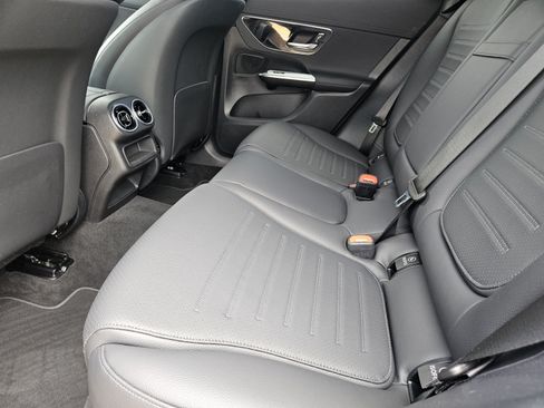 Used 2026 Mercedes-Benz GLC 300 image 20