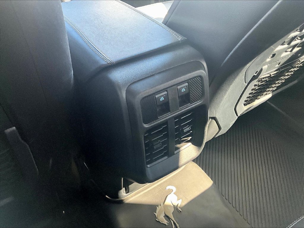 Used 2025 Ford Bronco Badlands AWD/4WD image 12