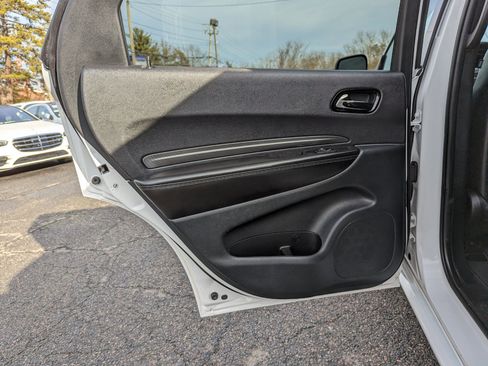 Used 2022 Dodge Durango GT image 41