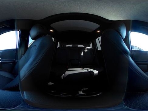 Used 2024 Mercedes-Benz GLB 250 image 42