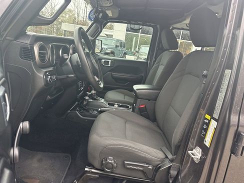 Used 2020 Jeep Wrangler Unlimited Sport AWD/4WD image 14