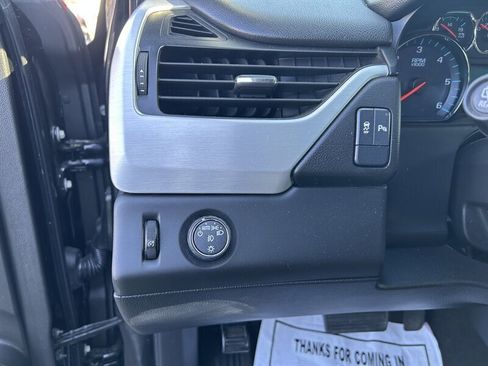 Used 2017 GMC Yukon SLE image 21