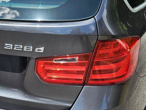 Used 2015 BMW 328d xDrive Wagon AWD/4WD image 28