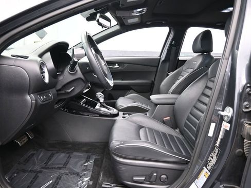 Used 2022 Kia Forte GT-Line w/ GT-Line Premium Package image 11