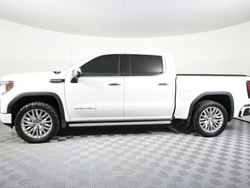 Used 2019 GMC Sierra 1500 Denali w/ Denali Ultimate Package AWD/4WD image 2