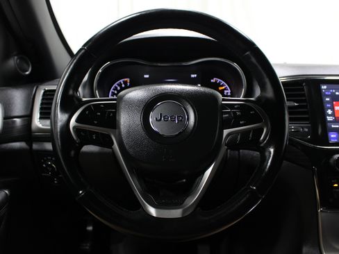 Used 2022 Jeep Grand Cherokee Laredo X AWD/4WD image 10
