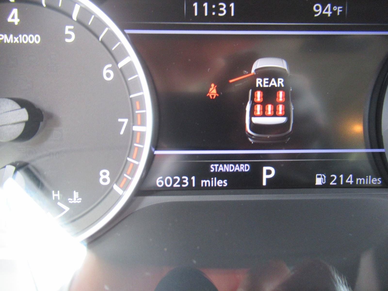 Used 2024 Nissan Pathfinder SL w/ SL Premium Package FWD image 27
