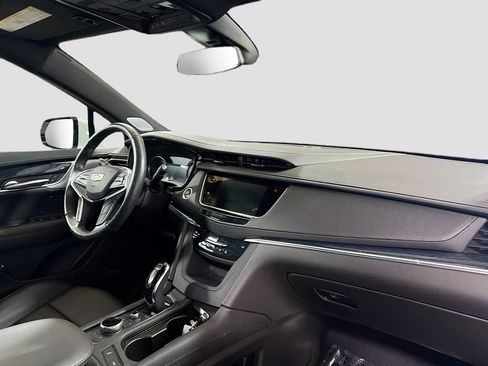 Certified 2023 Cadillac XT5 Premium Luxury AWD/4WD image 32