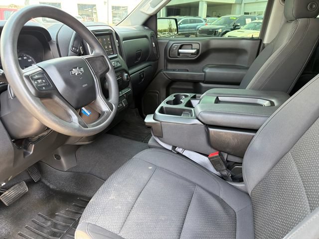 Used 2021 Chevrolet Silverado 1500 Custom Trail Boss AWD/4WD image 17